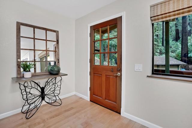 14430 Old Japanese Road, Los Gatos CA: https://media.crmls.org/mediaz/6f61f370-617e-48af-8fc3-201be527f7a9.jpg
