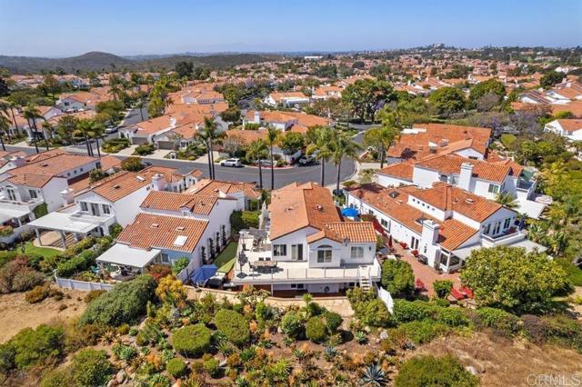 4863 Marathon Way, Oceanside CA: https://media.crmls.org/mediaz/6f62afe5-0863-4fde-8eaa-fd4cdcdfb8bc.jpg