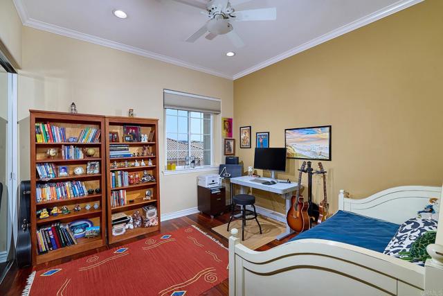 2744 Carlsbad Blvd., Carlsbad CA: https://media.crmls.org/mediaz/6f633c91-b15f-4eaf-b0c0-1bb8e5ec1ed7.jpg