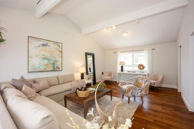 1077 Pearl Avenue, Moss Beach CA: https://media.crmls.org/mediaz/6f63833d-d4c7-4313-9add-f47d27b68143.jpg