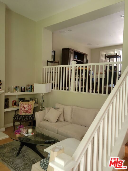 5701 KIYOT Way, 4 photo 3