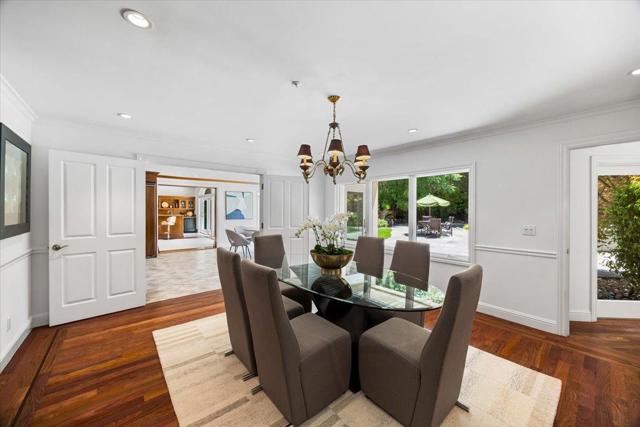 801 Eucalyptus Avenue, Hillsborough CA: https://media.crmls.org/mediaz/6f64f9cb-bdb1-4e7d-bff8-974222beea19.jpg