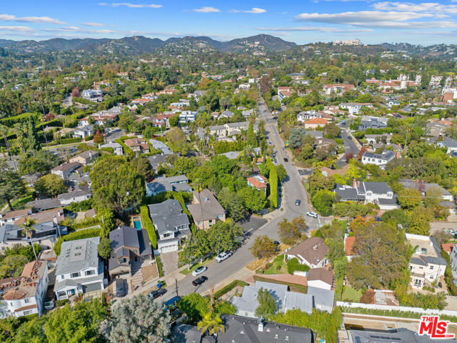 210 S Bundy Drive, Los Angeles CA: https://media.crmls.org/mediaz/6f6517f3-7956-4cbe-8e69-3d9fb98cd6ac.jpg