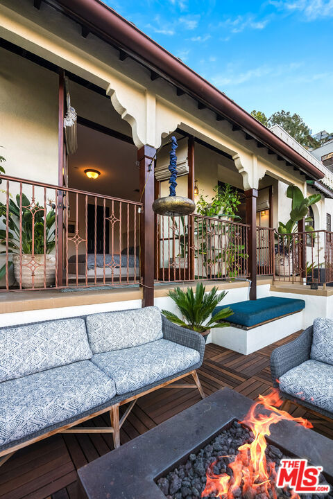 1925 Curson Place, Los Angeles CA: https://media.crmls.org/mediaz/6f66278a-310e-4ea6-b079-a757a99d54f6.jpg