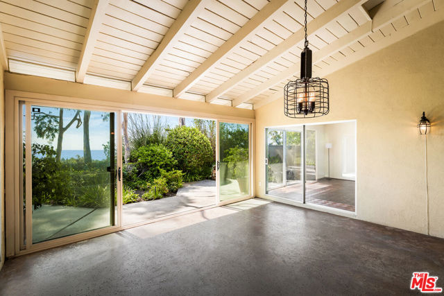 400 Surfview Drive photo 8