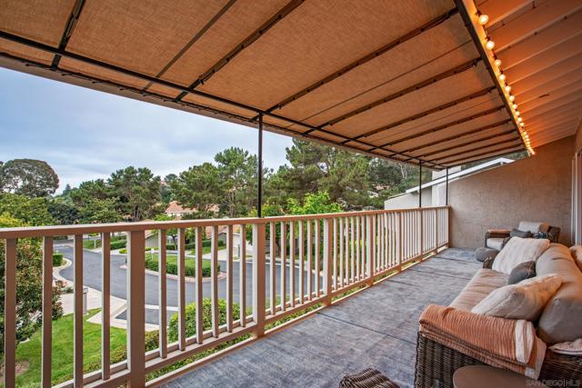 2207 Caminito Cabala, La Jolla CA: https://media.crmls.org/mediaz/6f6995ef-e37b-4a87-acc2-bde4a068e96d.jpg