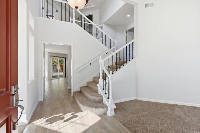 Detail Gallery Image 4 of 71 For 1351 Graham Pl, Escondido,  CA 92026 - 4 Beds | 2/1 Baths