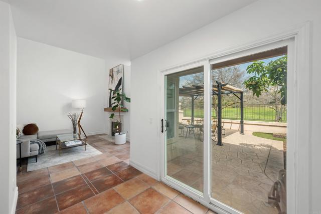 2344 Greenbriar Drive, Chula Vista CA: https://media.crmls.org/mediaz/6f6a17b4-7ae0-44c0-ad8c-eda5a74f2cc3.jpg