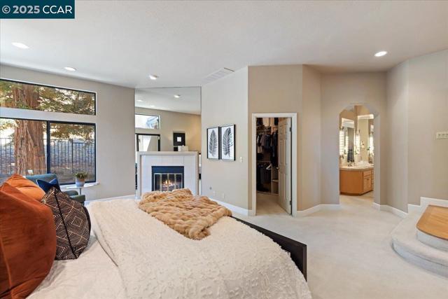 4101 Fox Creek Ct, Danville CA: https://media.crmls.org/mediaz/6f6a482e-52a8-4020-b243-940032bee6da.jpg