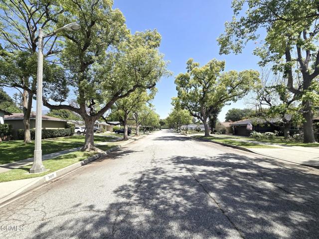 Detail Gallery Image 32 of 32 For 3815 Mayfair Dr, Pasadena,  CA  - 3 Beds | 2 Baths