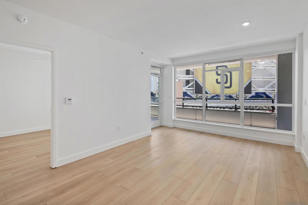 325 7th - photo 5