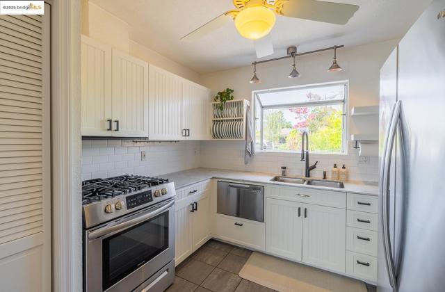 13 Alhambra Court, Antioch CA: https://media.crmls.org/mediaz/6f6b1c97-49f3-41a6-b54c-078cce92e5ad.jpg