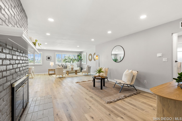 5799 Amarillo AVE, La Mesa CA: https://media.crmls.org/mediaz/6f6b6a46-3f75-4eb4-9813-b6b74a2f69f0.jpg