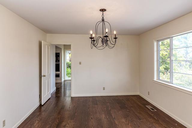 324 Georgetown Avenue, San Mateo CA: https://media.crmls.org/mediaz/6f6bbdde-1173-41b2-81cb-e449c2c12e93.jpg