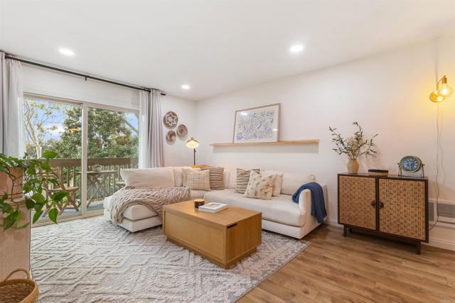 Detail Gallery Image 3 of 22 For 432 Edgehill Ln #74,  Oceanside,  CA 92054 - 1 Beds | 1 Baths