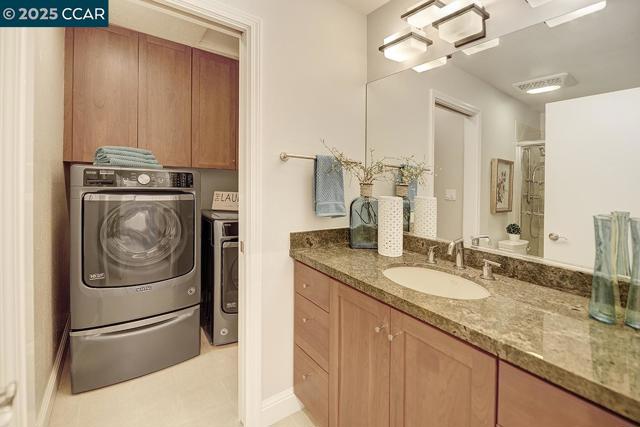3612 Rossmoor Parkway, Walnut Creek CA: https://media.crmls.org/mediaz/6f6c393e-ba2d-4aaa-9cb4-3dabeb51eef0.jpg