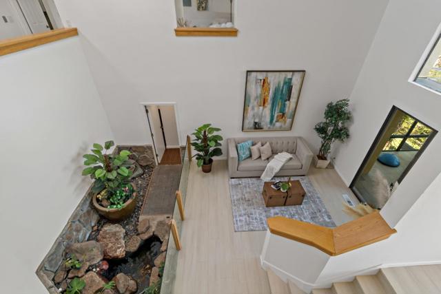 131 Los Vientos Way, San Carlos CA: https://media.crmls.org/mediaz/6f6c9f3a-fd09-46bc-ac1c-a13d45e9214c.jpg