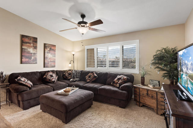 31200 Landau Boulevard, Cathedral City CA: https://media.crmls.org/mediaz/6f6d24e0-5a40-4b16-9b84-d5a0938518ce.jpg