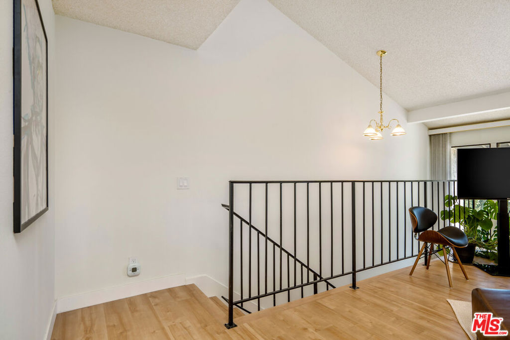 MLS #25599037 image #9