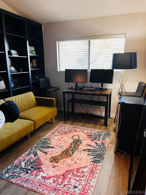 519 minnesota st, Fallbrook CA: https://media.crmls.org/mediaz/6f6e5abc-3730-4f27-9217-1fa18479a93b.jpg