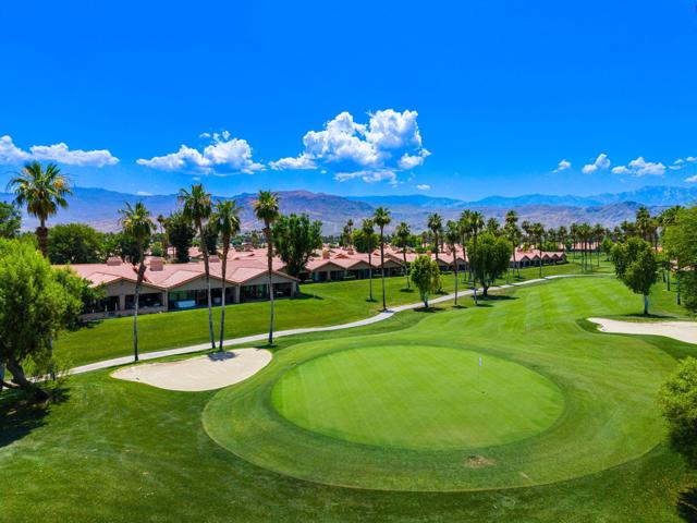 99 Camino Arroyo Place, Palm Desert CA: https://media.crmls.org/mediaz/6f6ec4dd-03bf-4139-8a1b-41829a4821ea.jpg
