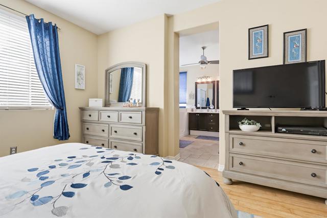 Detail Gallery Image 21 of 41 For 868 Panella Ct, Oceanside,  CA 92057 - 4 Beds | 2 Baths