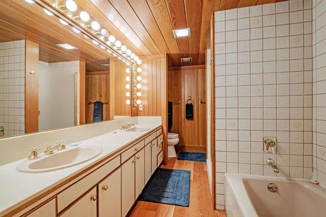 547 Beach Drive, Aptos CA: https://media.crmls.org/mediaz/6f6fef55-e35b-440e-b6c4-de38a4def7d7.jpg