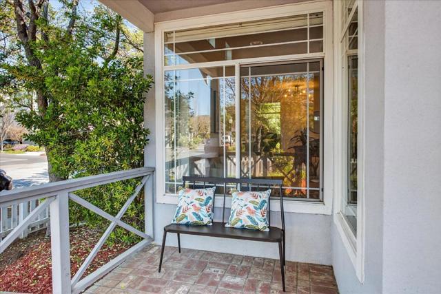 205 Houghton Street, Mountain View CA: https://media.crmls.org/mediaz/6f705793-41c1-4405-8d94-01eece0b6a39.jpg