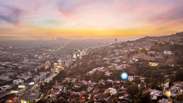 Detail Gallery Image 2 of 63 For 1536 Marmont Ave, Los Angeles,  CA 90069 - 2 Beds | 2 Baths