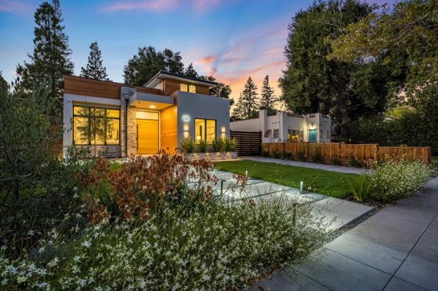 Image 4 of 46 For 543 Tennyson Avenue