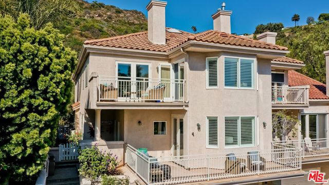 Drew Fenton | 746 Palisades Drive Pacific Palisades CA | MLS: 6794665