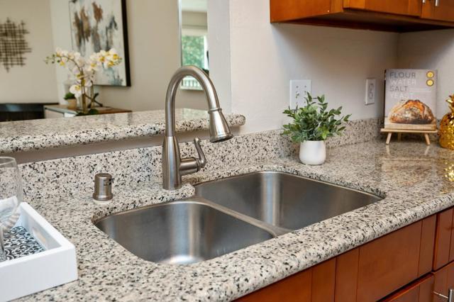 359 Half Moon Lane, Daly City CA: https://media.crmls.org/mediaz/6f729a54-ccc8-4f2b-b4ef-94a99c14918a.jpg