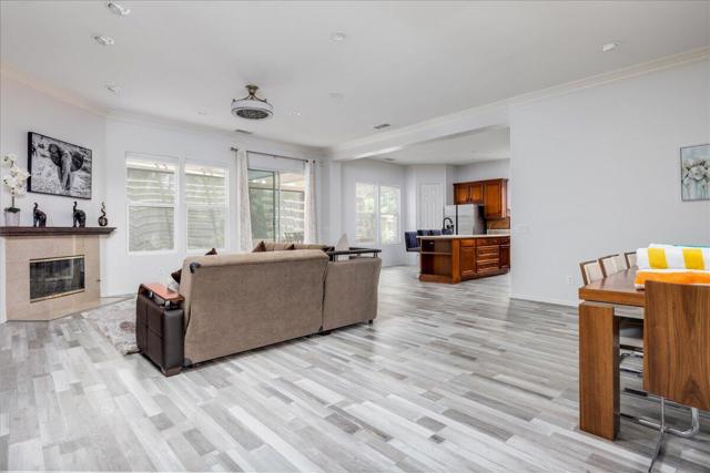 Image 6 of 61 For 49645 Redford Way