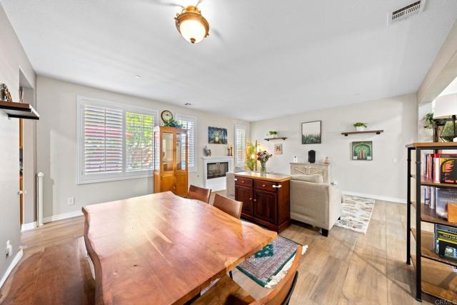 448 Kennedy Court, Escondido CA: https://media.crmls.org/mediaz/6f73c04d-d2ac-48ae-94b1-e51c6af36dac.jpg