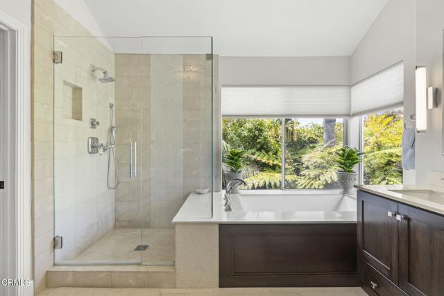 Detail Gallery Image 7 of 78 For 2113 Doral Ct, Oxnard,  CA 93036 - 4 Beds | 3/1 Baths
