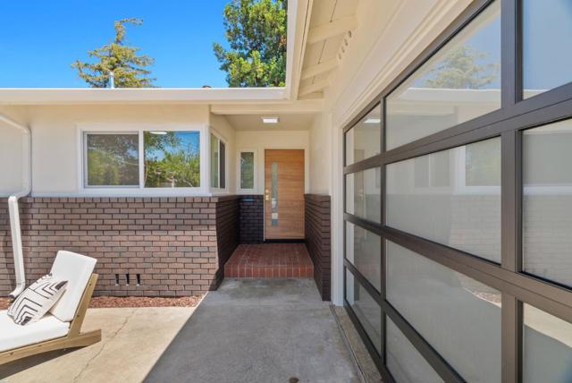 520 S Bayview Avenue, Sunnyvale CA: https://media.crmls.org/mediaz/6f74d9bf-ea5a-42ad-8172-85b25d7a012a.jpg
