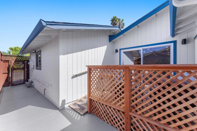 2257 Juan Pablo Lane, Santa Cruz CA: https://media.crmls.org/mediaz/6f75ac98-a42f-47e6-9e42-ac17d5b1152f.jpg