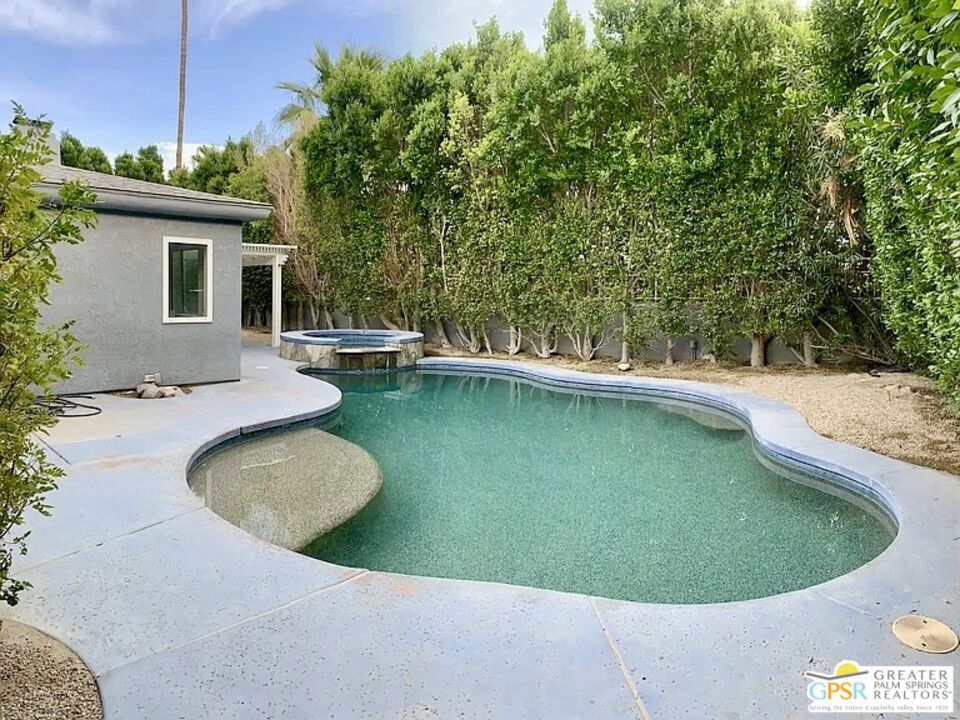 123 W San Carlos Road