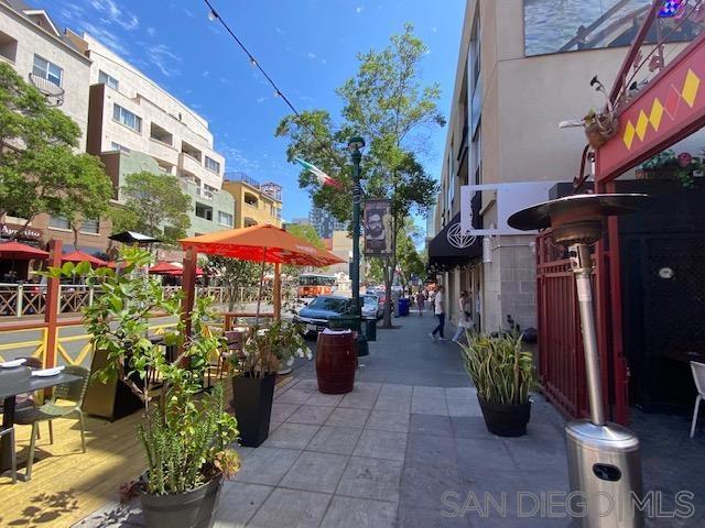 1608 India St, San Diego, California 92101, 2 Bedrooms Bedrooms, ,2 BathroomsBathrooms,Condominium,For Sale,India St,250019987SD