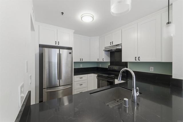 Detail Gallery Image 8 of 16 For 3980 Faircross Pl #24,  San Diego,  CA 92115 - 2 Beds | 2 Baths