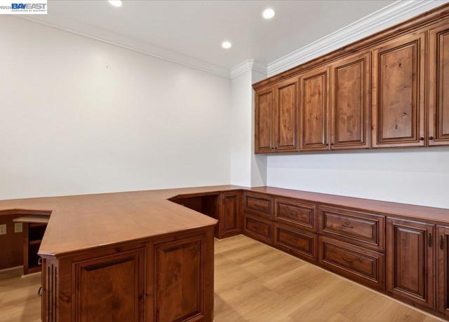 Image 35 of 60 For 920 Happy Valley Rd