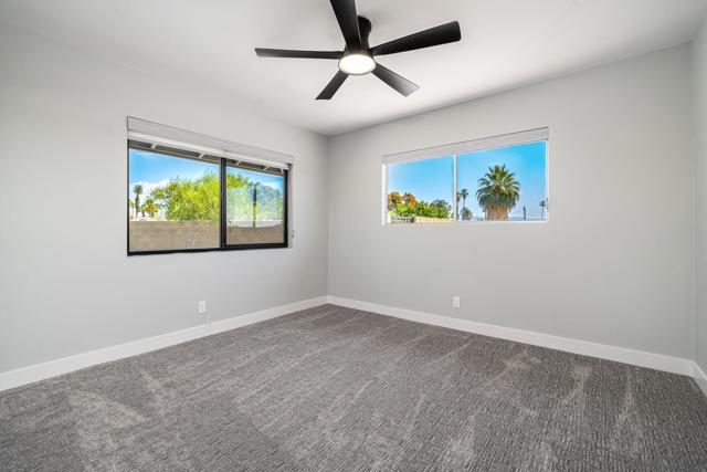 79869 Hummingbird Lane, La Quinta CA: https://media.crmls.org/mediaz/6f789d5f-9c1b-4465-9760-fd291495c28e.jpg