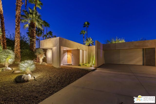 599 N Tercero Circle, Palm Springs, CA 92262