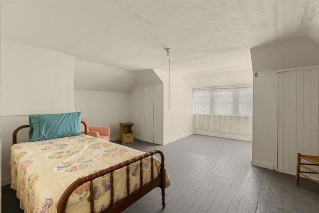 14550 Valley Ford Estero, Valley Ford CA: https://media.crmls.org/mediaz/6f795979-5b19-4d0a-934f-68d9f27b09f0.jpg