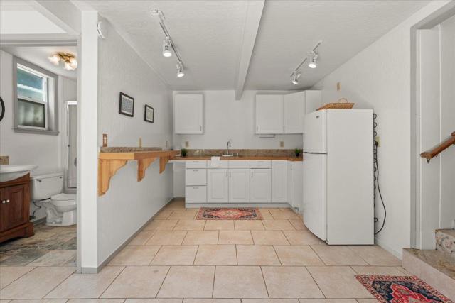 900 Lakeside Drive, Felton CA: https://media.crmls.org/mediaz/6f7a04e0-54ad-4ea6-ae0b-3224cf6dc169.jpg