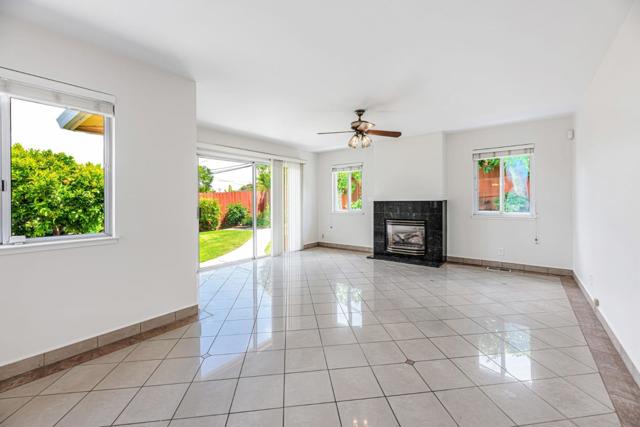 417 36th Avenue, San Mateo CA: https://media.crmls.org/mediaz/6f7a8a35-a878-47fe-8f9a-fc15523872fc.jpg