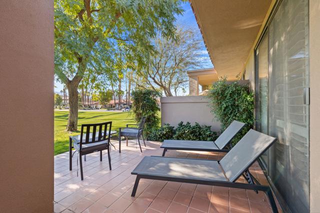 76431 Violet Circle, Palm Desert CA: https://media.crmls.org/mediaz/6f7aa598-be8f-42c5-a727-723678f0de3d.jpg