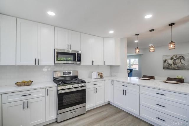 Detail Gallery Image 13 of 30 For 215 N R Ave, National City,  CA 91950 - 3 Beds | 1 Baths