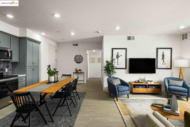 501 Somi, Hayward, California 94544, 2 Bedrooms Bedrooms, ,2 BathroomsBathrooms,Condominium,For Sale,Somi,41113727