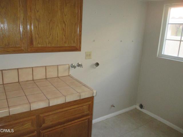 14473 Hurricane Lane, Helendale CA: https://media.crmls.org/mediaz/6f7c1ad0-9bb7-4eb4-bb2a-b243af360a62.jpg